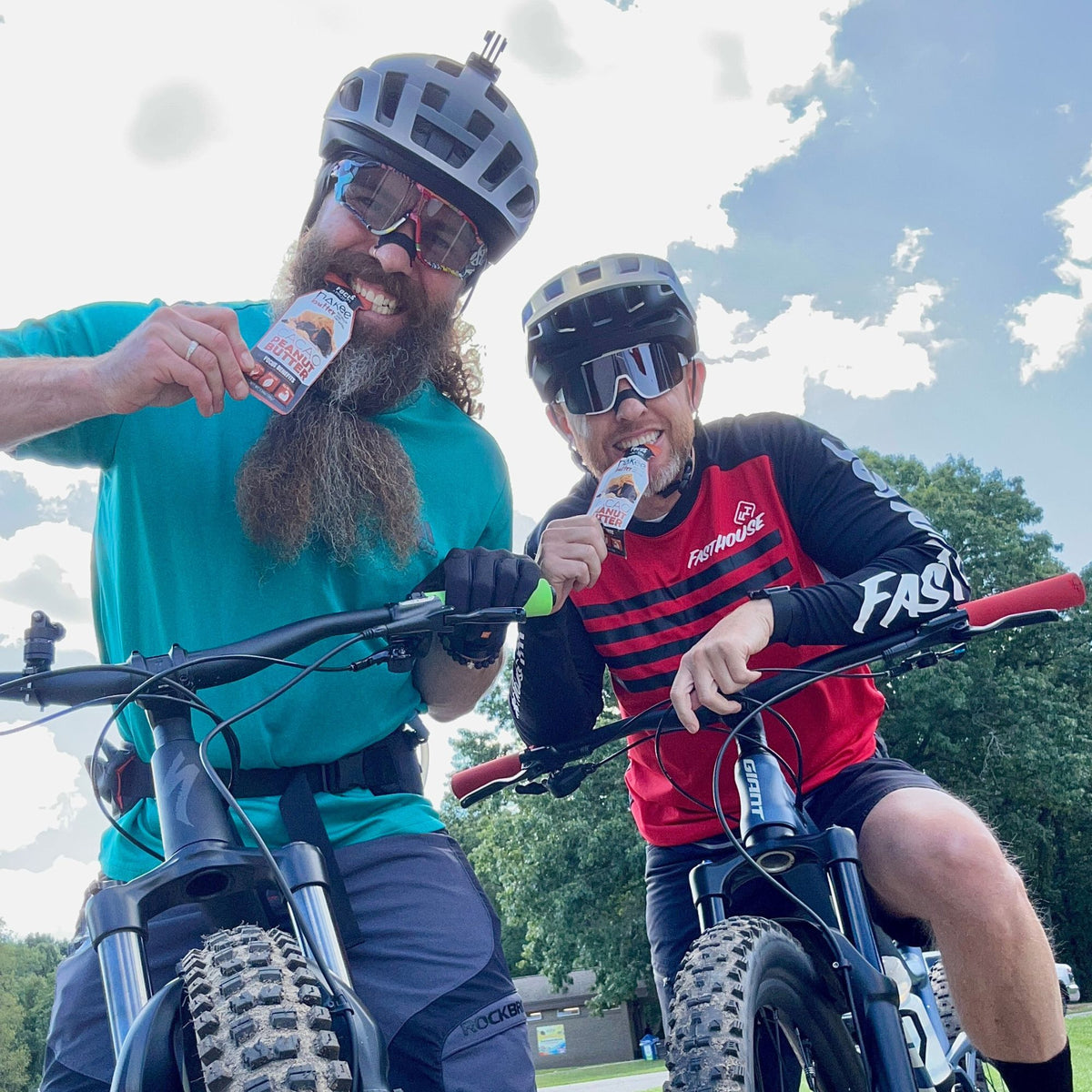 Focus – Cacao Peanut Butter + C8 MCT | 12g Protein Squeeze Pouch Multi-Pack